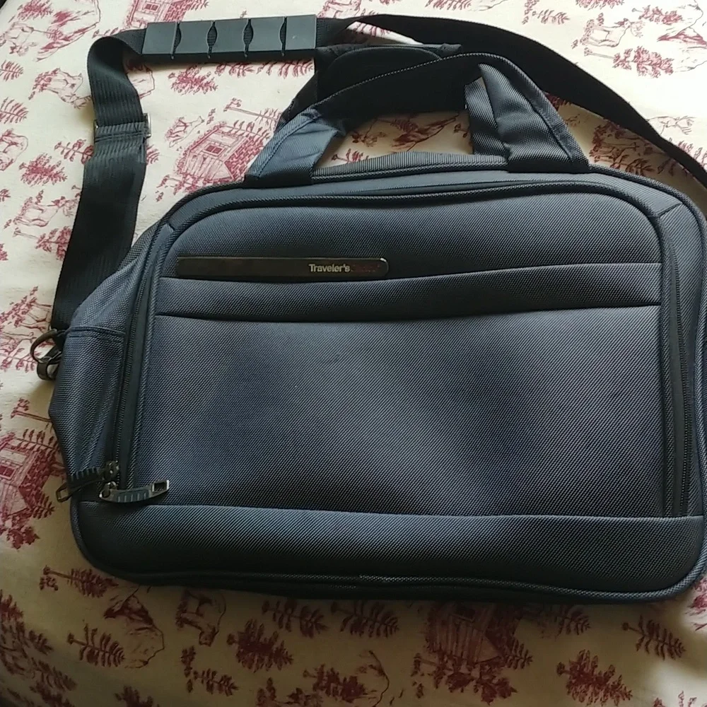 Traveler's Choice Laptop bag